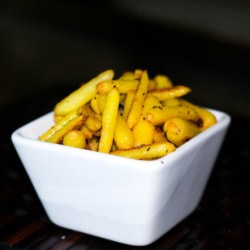 Rosemary Roasted Yellow Carrots