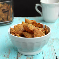 Whole Wheat Spicy Methi Crisps