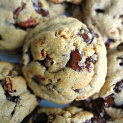 Dark Choc & Toasted Pecan Cookies