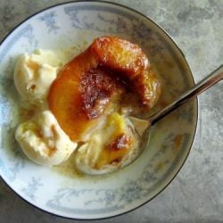 Cinnamon & Vanilla Roasted Peaches