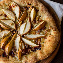 Pear & Walnut Gorgonzola Pizza
