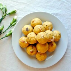 Besan Laddu