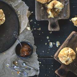 Chaussons with Goat Cheese