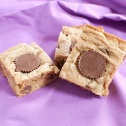 Peanut Butter Cup Blondies