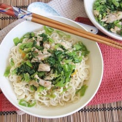 Chinese Leaf Mustard Chicken Noodle