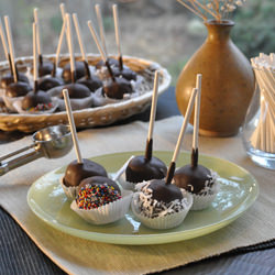 Healthy Cookie Dough Pops