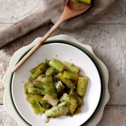Leeks in Lemon Sauce