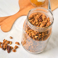 Pumpkin Granola in Yogurt Parfaits