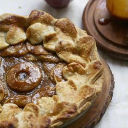 Salted Caramel Apple Pie