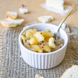 Applesauce with Onions