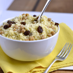 Couscous with Chickpeas and Raisins