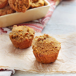 Mini Pumpkin Cornbread Muffins