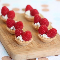 Mini Fruit Tartlets with Mascarpone