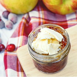 Apple-Cranberry Crisps in Jars