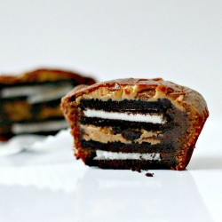 Oreo and Peanut Butter Brownie Cake