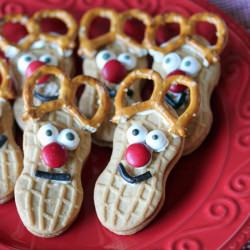 Nutter Butter Reindeer Cookies