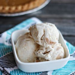 Easy Leftover Pumpkin Pie Ice Cream