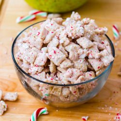 Peppermint Crunch Puppy Chow