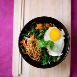 Yakisoba Noodles and Veggies
