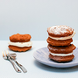 Pumpkin Whoopie Pies