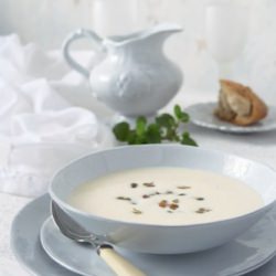 Yoghurt and Cauliflower Soup