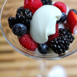 Berries with Mascarpone Cream