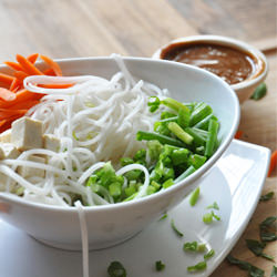 Asian Noodle Bowl, Peanut Dressing
