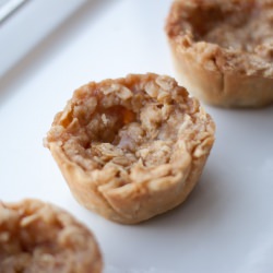 Mini Crunchy Caramel Apple Pies