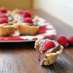 Chocolate Raspberry Pie Bites