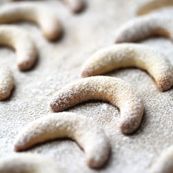 Vanilla-Almond Moons