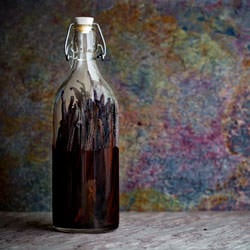 Homemade Vanilla Extract