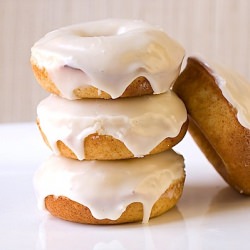 Baked Eggnog Doughnuts