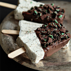 Mint Cheesecake Popsicles