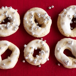 Glazed Wreath Cookies