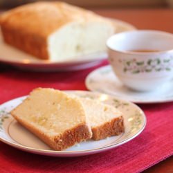 Eggnog Pound Cake