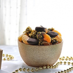 Mandarins Chocolate & Pistachios