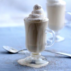 Sugar-Free Low-Carb Eggnog