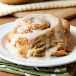 Gingerbread Cinnamon Rolls
