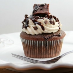 Chocolate & Cookie Dough Cupcakes