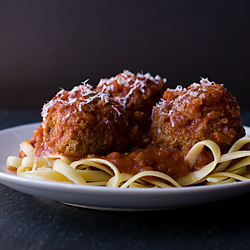 Slow Cooker Meatballs and Marinara