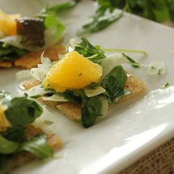 Crisps Topped with Salad