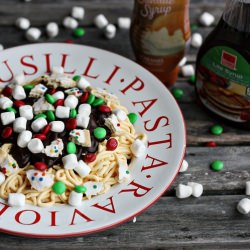 Buddy the Elf Spaghetti Cupcakes
