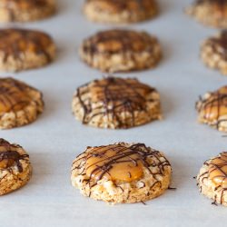 Oatmeal Caramel Cookies