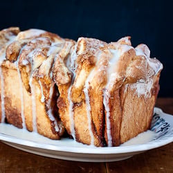 Cinnamon Pull-Apart Bread
