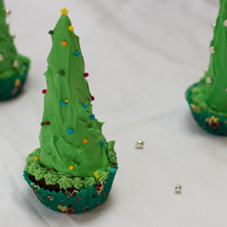 Christmas Tree Cupcakes