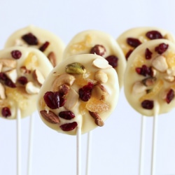 White Chocolate Lollipops