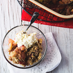 (Vegan) Pear ‘n Cranberry Crumble