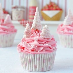 Christmas Pink Cupcakes