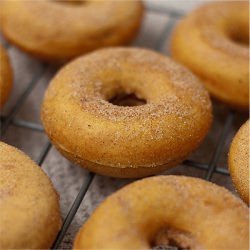 Pumpkin Spice Donuts