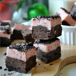Peppermint Oreo Fudge